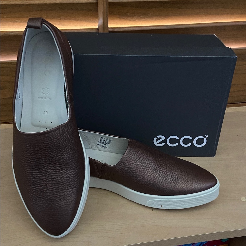 Ecco Women's Copper Brown Leather Slip-Ons EUR 40 US 9 -9.5 New in Box